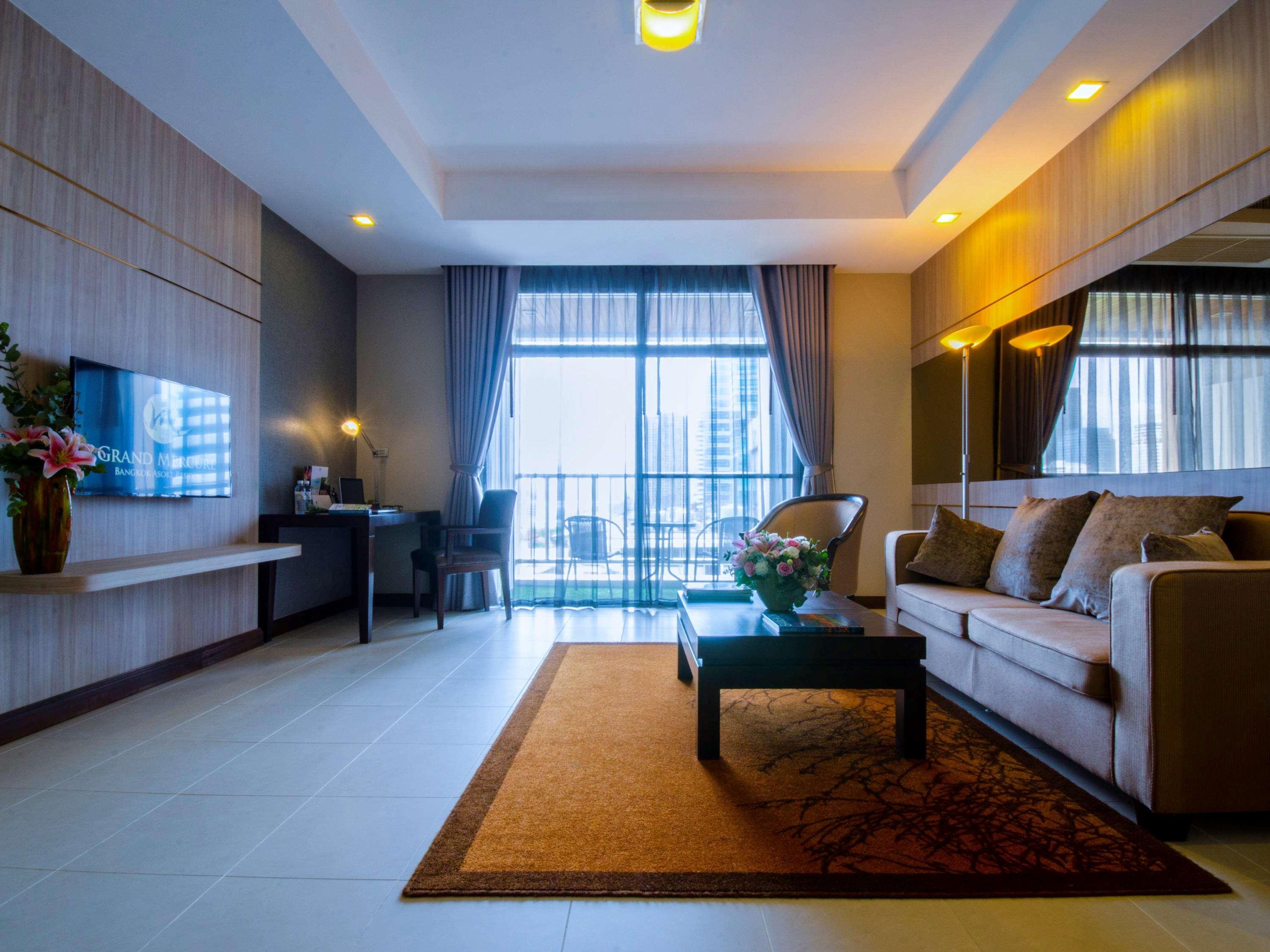 Grand Mercure Bangkok Asoke Residence Екстериор снимка