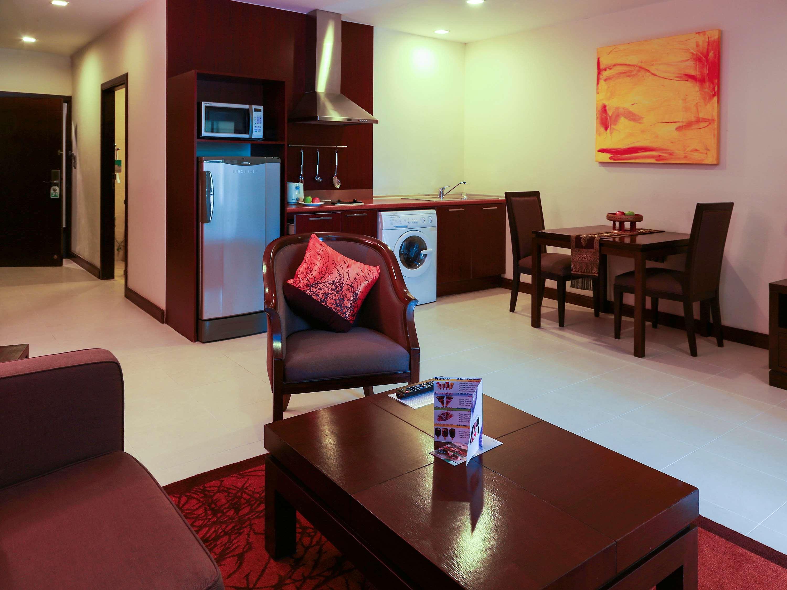 Grand Mercure Bangkok Asoke Residence Екстериор снимка