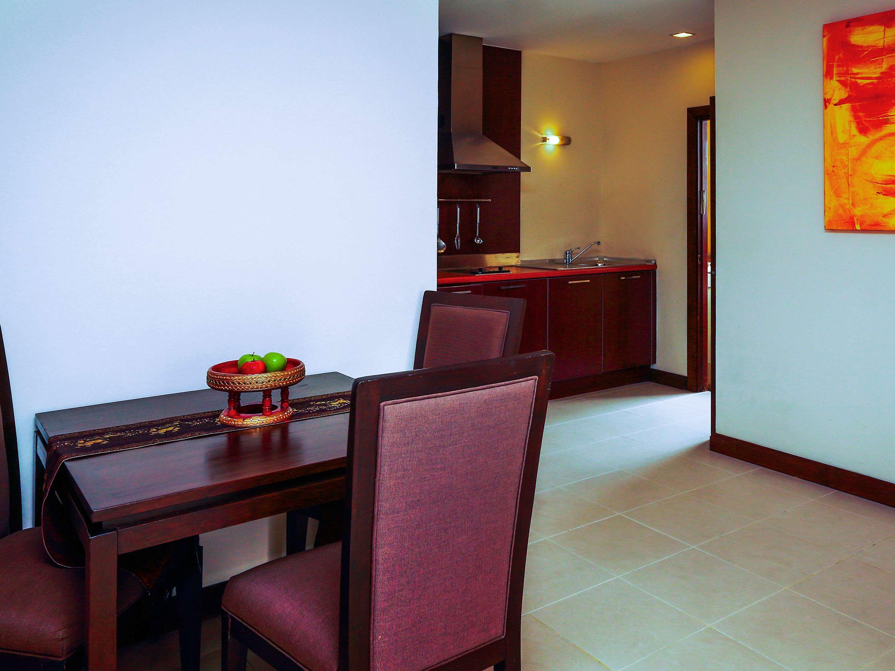 Grand Mercure Bangkok Asoke Residence Екстериор снимка