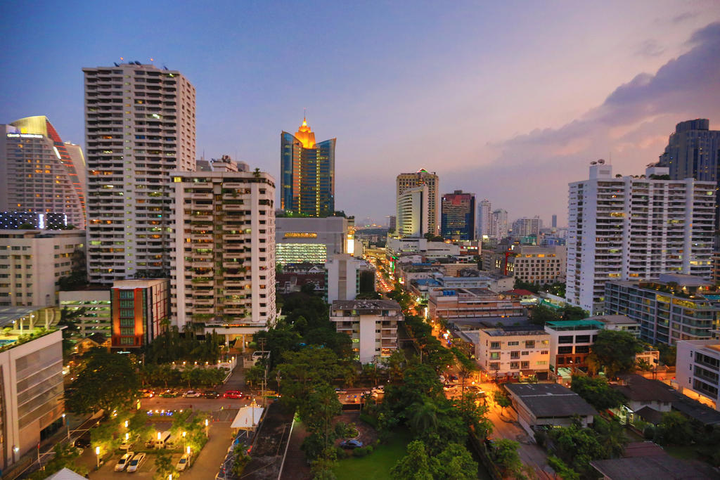 Grand Mercure Bangkok Asoke Residence Екстериор снимка